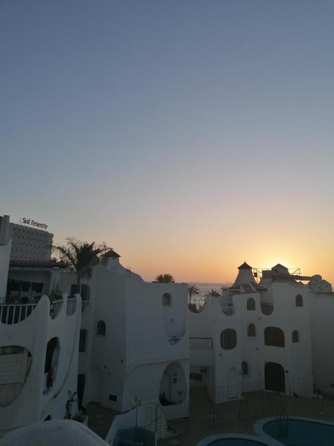 Wonderful White Appartament In Las Tortugas ปลายาเดลาสอเมริกาส ภายนอก รูปภาพ